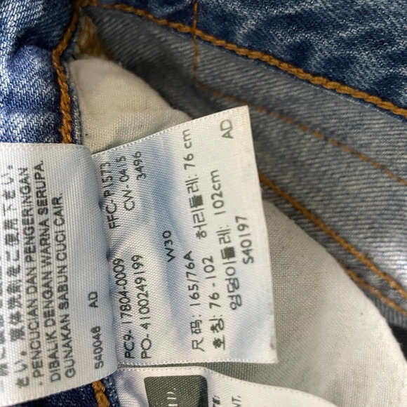 Levis 501 Button Fly Jeans Distressed Acid Wash - Picture 9 of 12